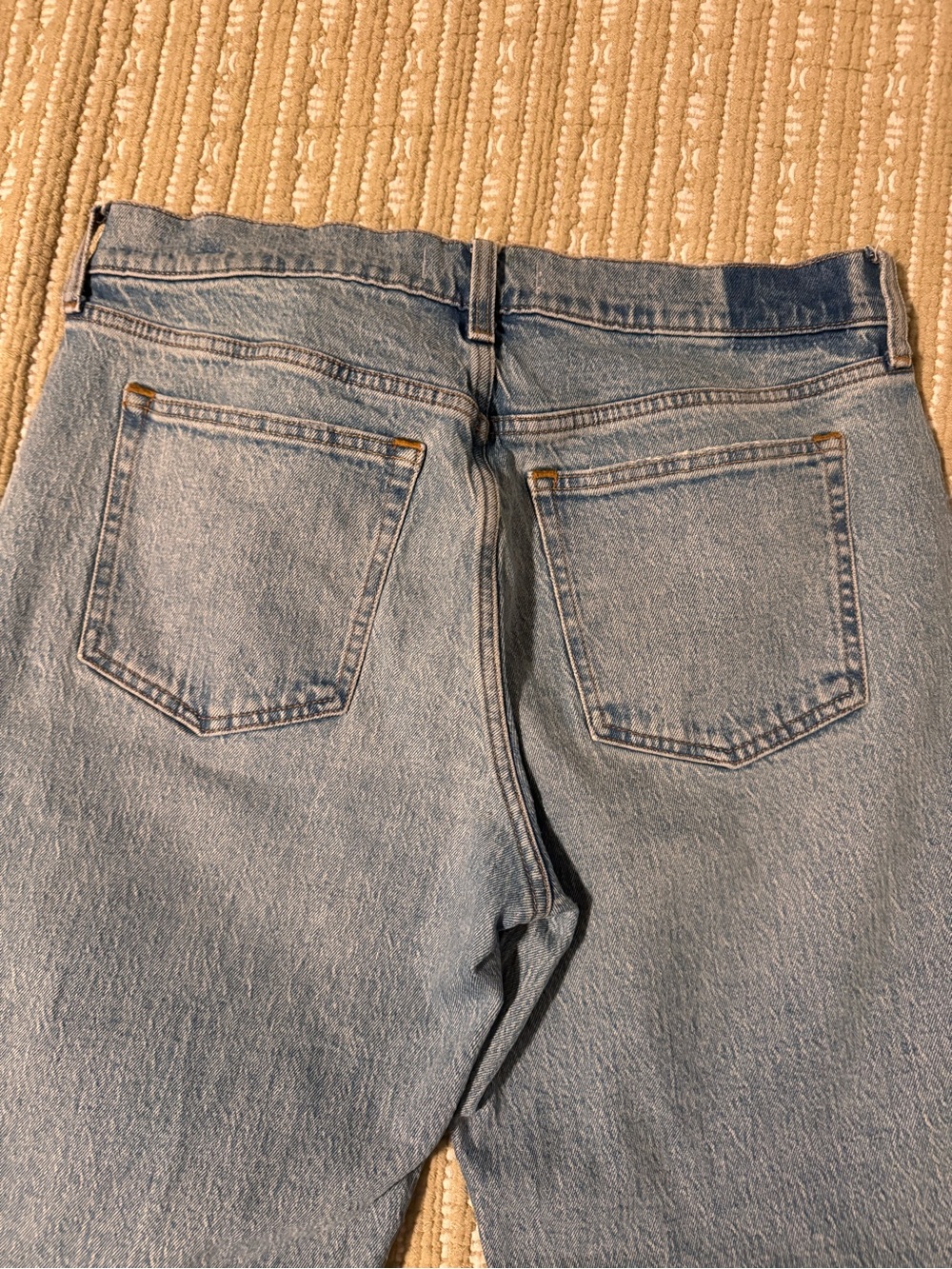 Ambercrombie ‘Low Rise Baggy Jean’ - Picture 6 of 6